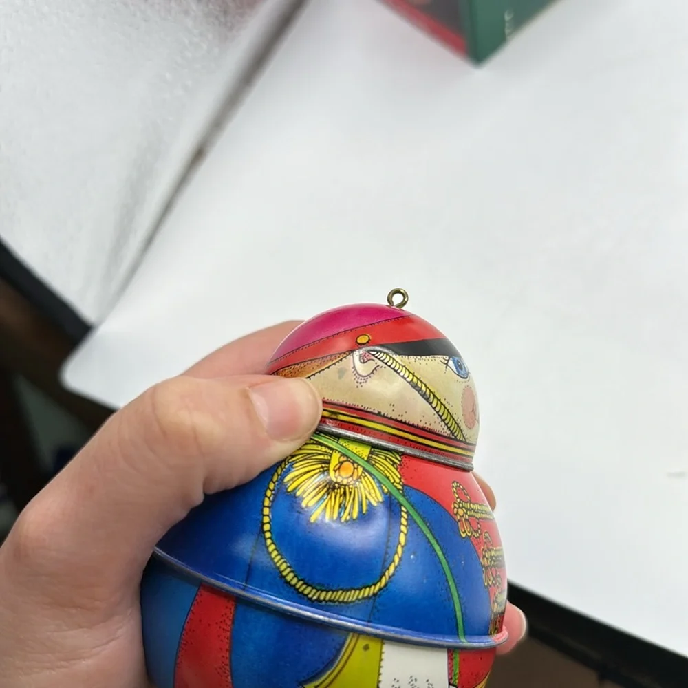 Vintage Hallmark Jolly Wolly Soldier Keepsake Christmas Ornament Tin Container